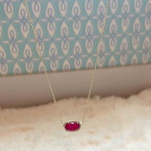 Pink Kendra Scott necklase